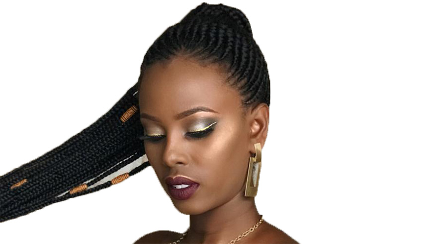 Umuhanzi Asinah yerekeje mu nkiko kubera inkoni