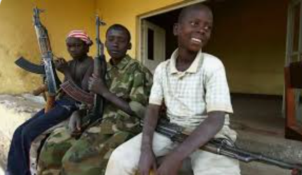 AFC/M23 yamaganye icyaha cyo gukoresha abana mu ntambara