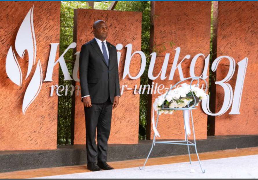 Perezida wa Mozambique, Daniel Chapo, yagaragaje ko hakenewe ingendo z’indege zihuza Kigali na Maputo nta handi zinyuze