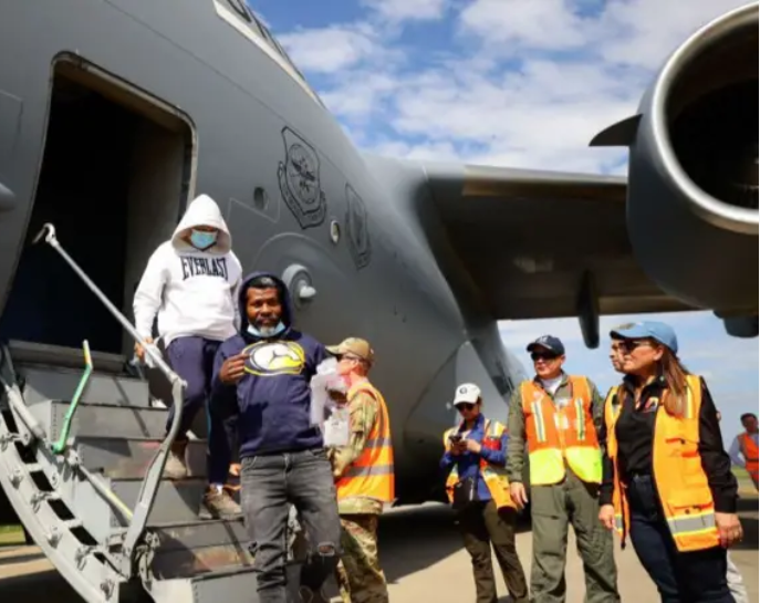 Bamwe mu bimukira birukanywe muri Amerika bamaze kwakirwa mu Rwanda