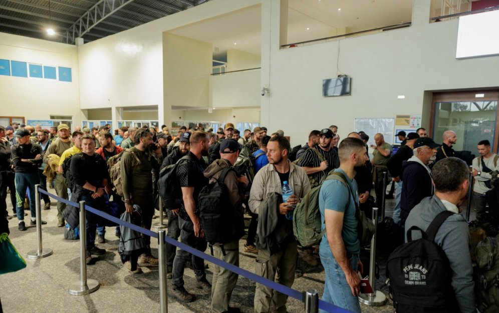 Minisitiri Nduhungirehe yagaragaje ko gukoresha abacancuro binyuranya n’amahame mpuzamahanga