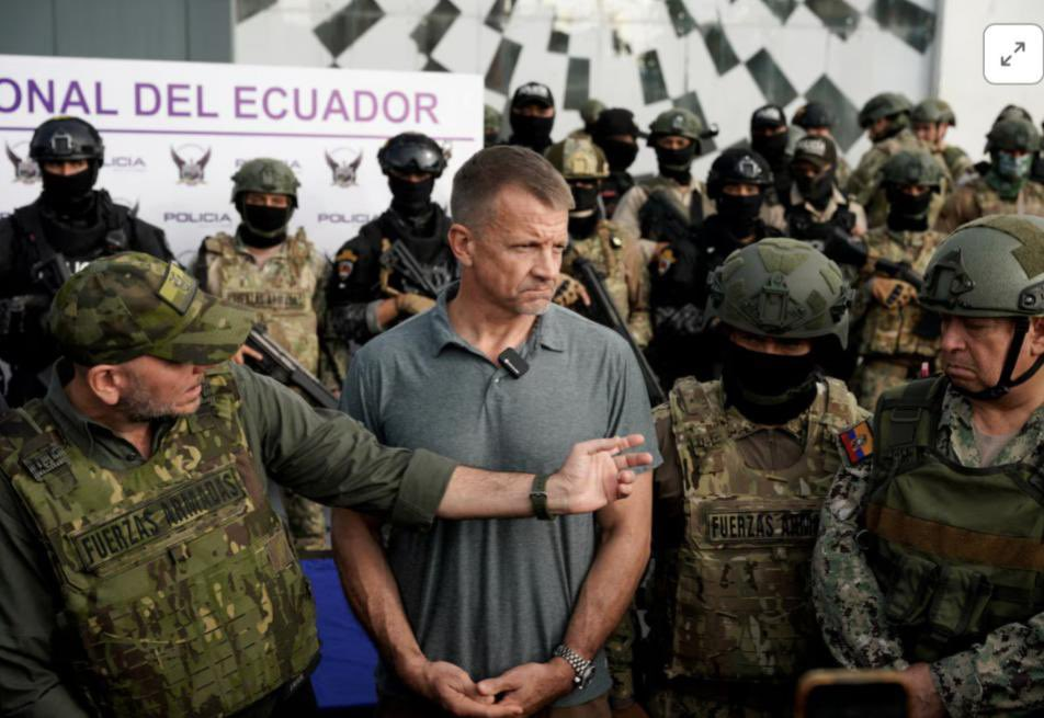 Menya umukuru w’abacancuro ba black water Eric Prince uwo ariwe waraye afashwe na m23